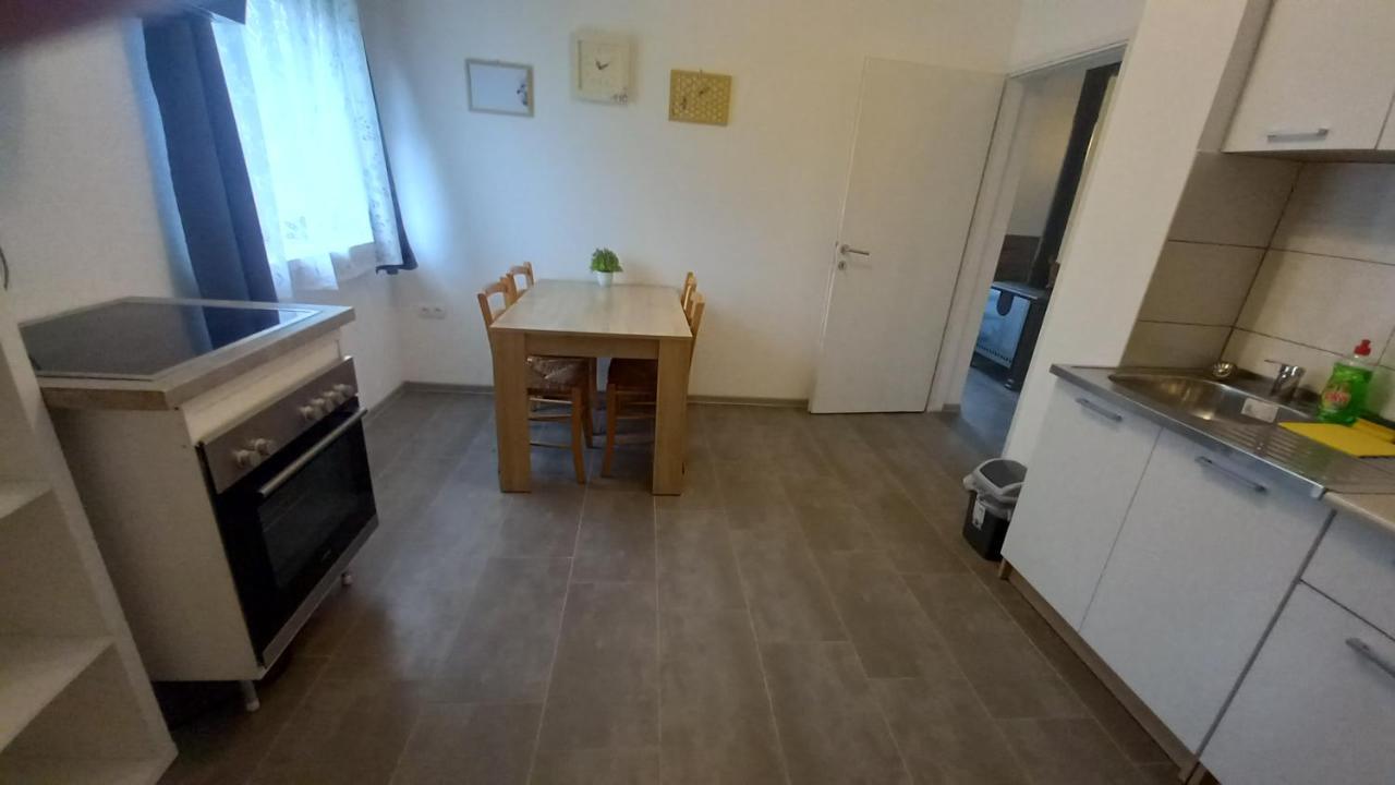 Ferienwohnung Keti Plaški Exterior foto